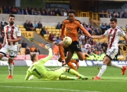 九游娱乐首页-包含狼队主场告捷，球员得到球迷热情支持的词条