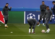 九游娱乐官方-巴黎圣日耳曼球员努力备战国际比赛的简单介绍