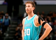 九游娱乐网站-海沃德伤愈复出，凯尔特人击败老鹰