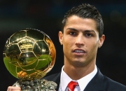 九游app下载-滔天洪峰涌向广厦，切特一战封神，黄蜂团队篮球的胜利