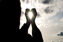 九游APP-翻云覆雨，欧国联赛强强对抗的激情碰撞