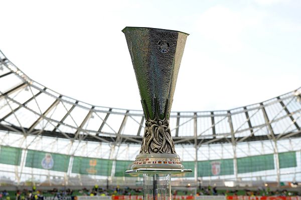 切尔西卫冕欧联冠军，传球王神勇表现