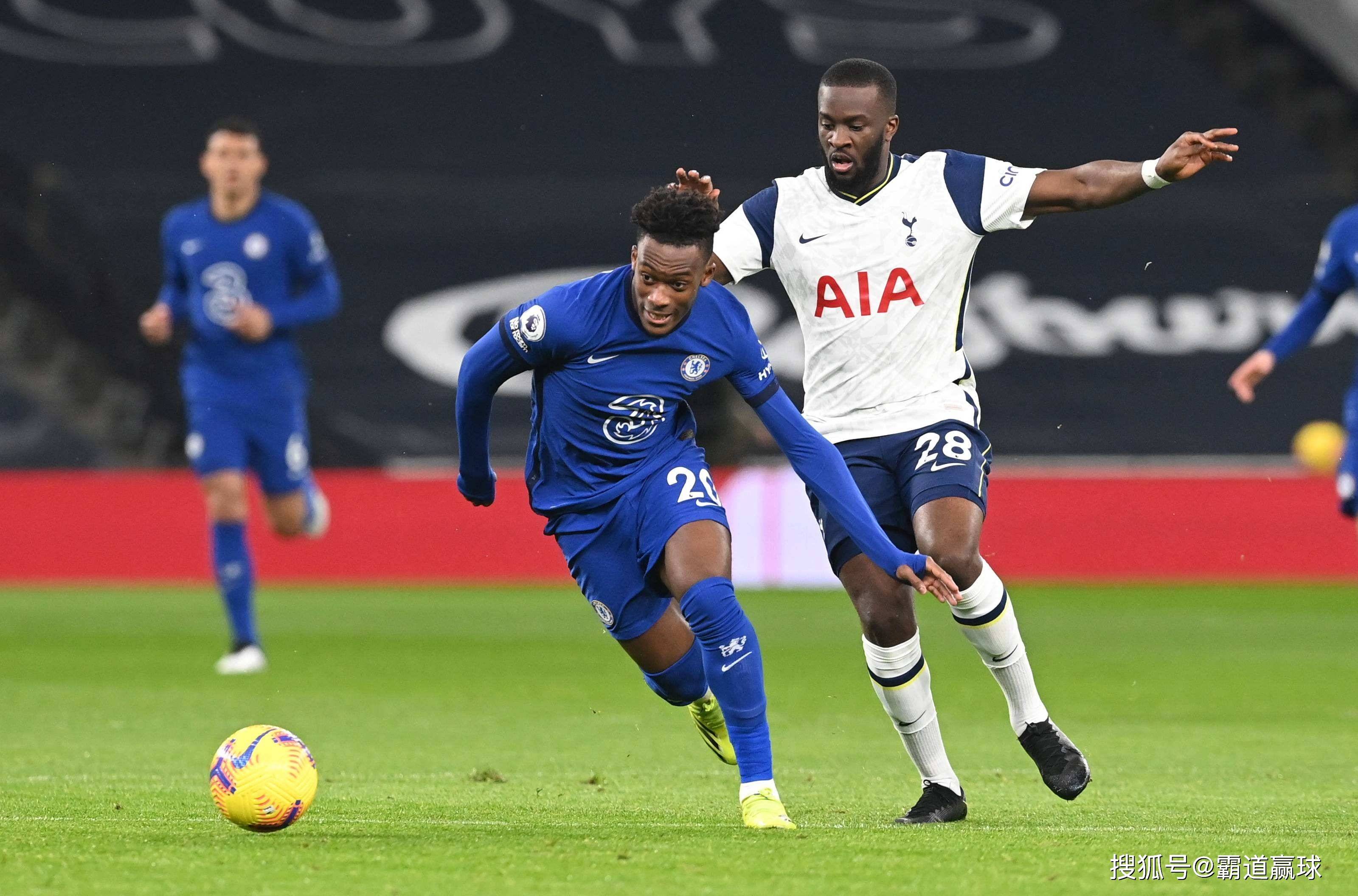 热刺临近比赛，球员训练积极备战的简单介绍