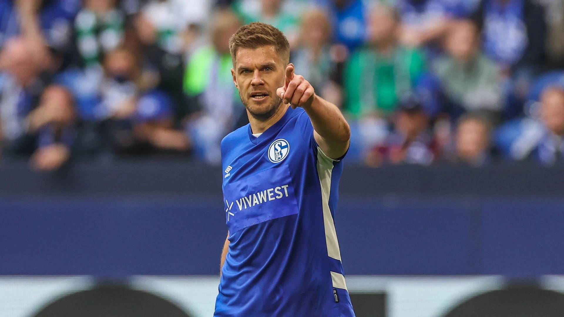 红白埃伦劳贝主场绝杀，德乙联赛前进一步的简单介绍