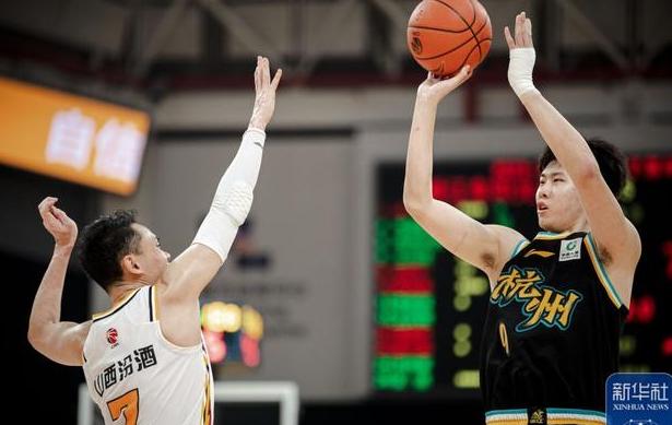 贵州队主教练调整战术，球队士气旺盛的简单介绍