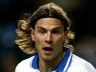 捷克籍球员助多特取胜,继续保持不败战绩 捷克籍球员助多特取胜,继续保持不败战绩