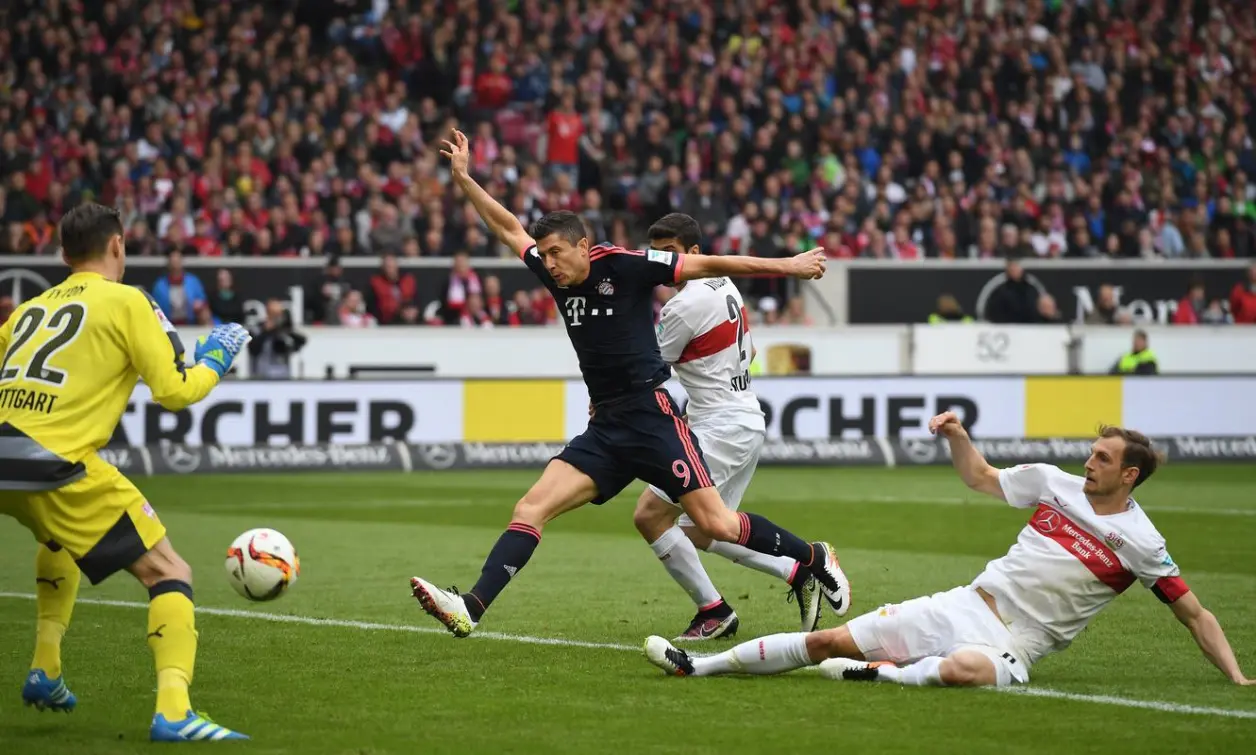 关于斯图加特保持不败，实现主场比赛继续胜利的信息