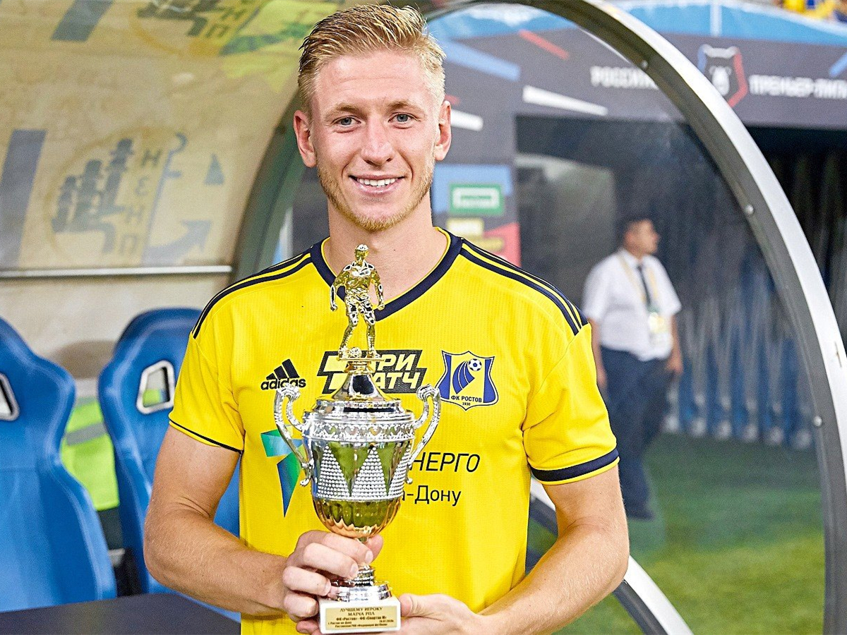 俄罗斯运动员实力出众,笑傲赛场 俄罗斯运动员实力出众,笑傲赛场