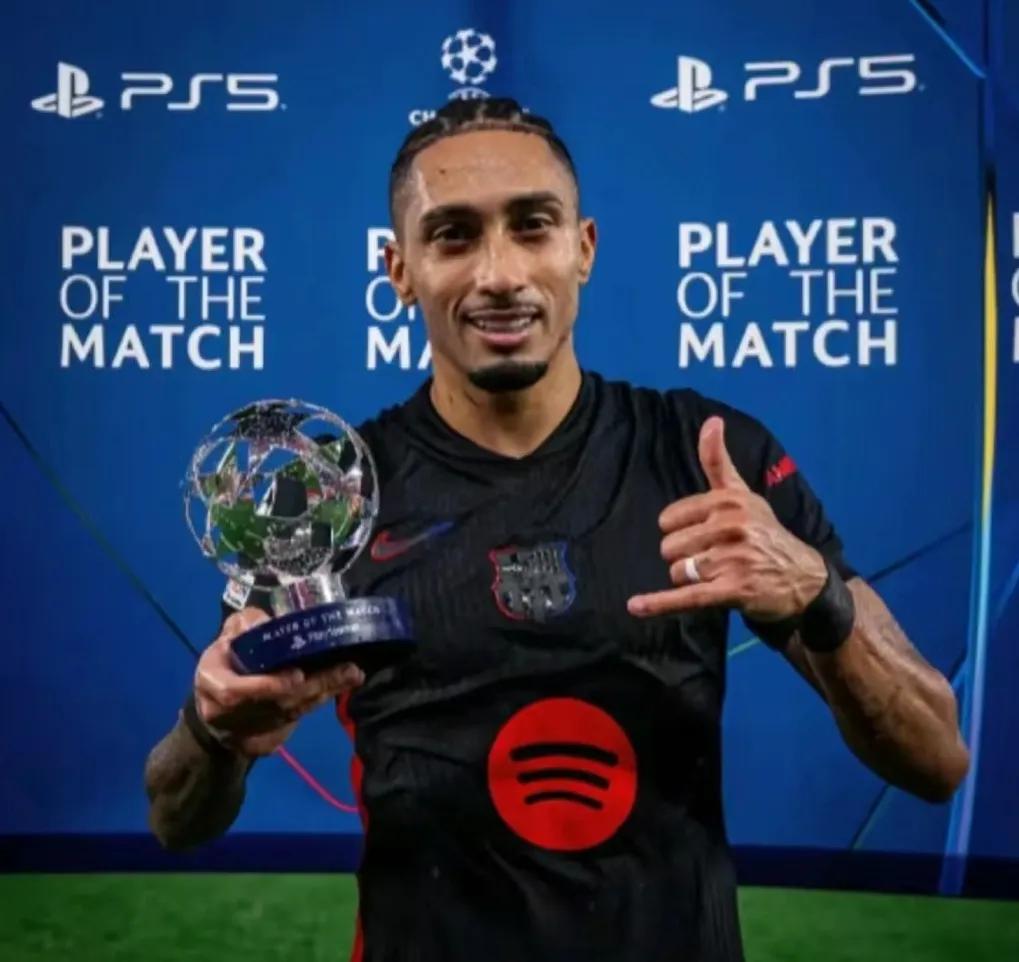 包含摩斯队球员表现出色，帮助球队取得胜利的词条