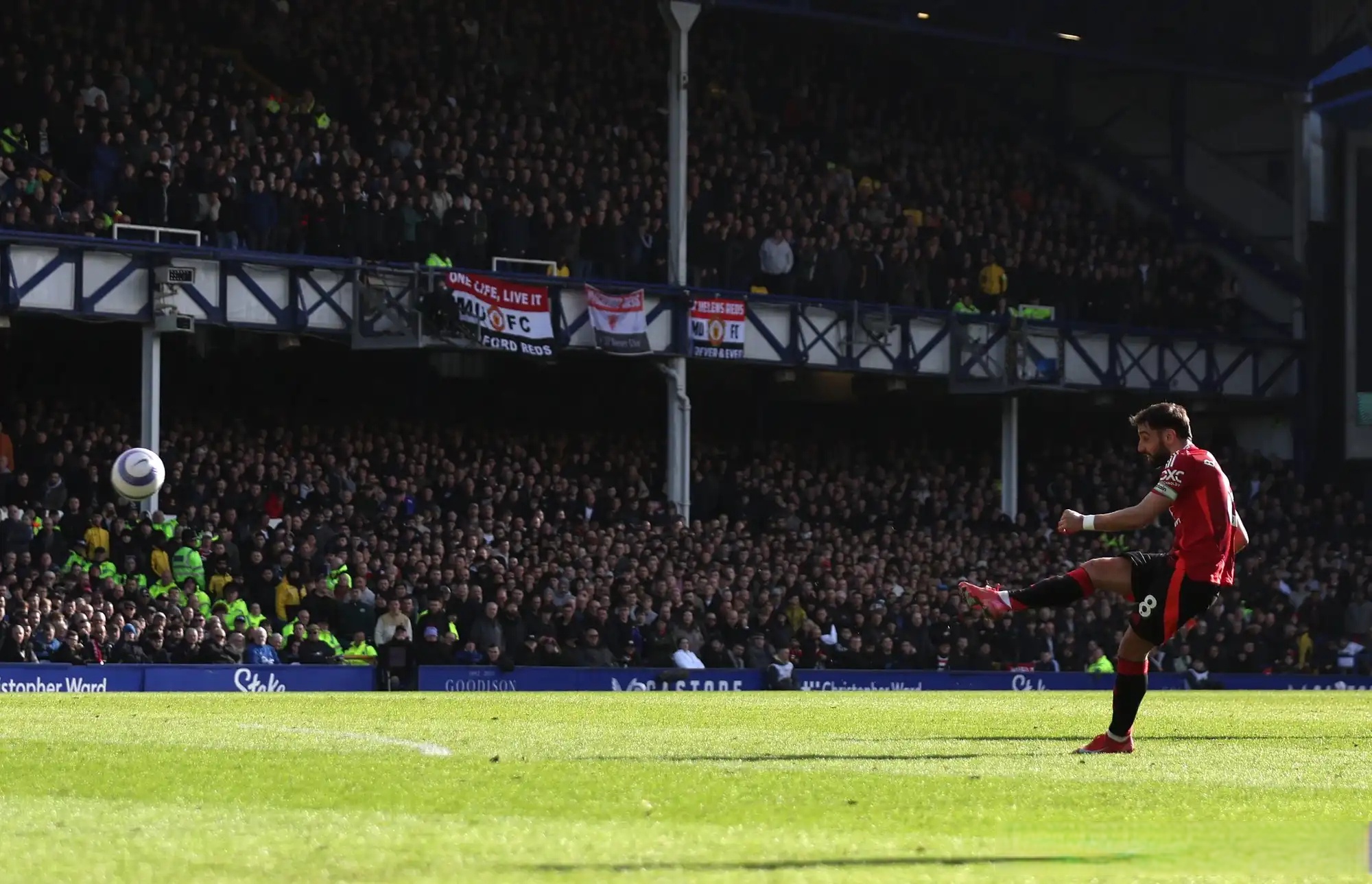 卡迪夫城迎战埃弗顿,期待主场胜利的简单介绍 卡迪夫城迎战埃弗顿,期待主场胜利的简单介绍