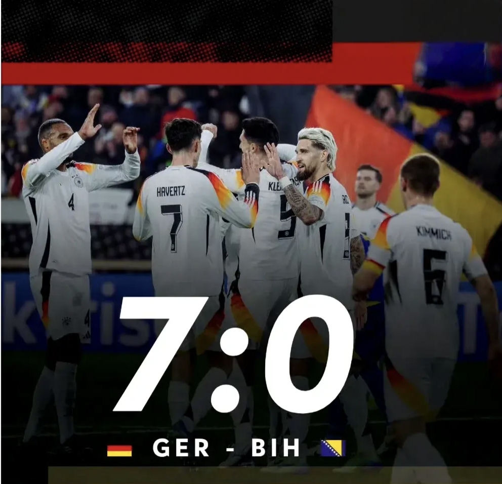 强队遭遇出局，球迷纷纷表示失望与沮丧