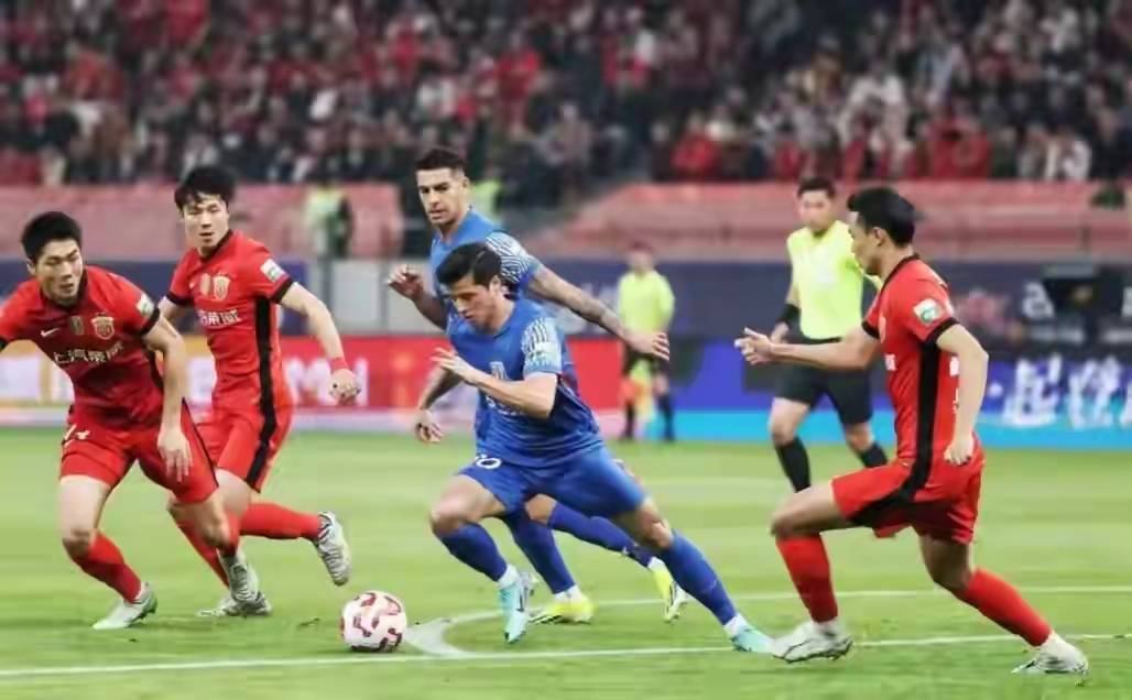 机会不容错过！上海德比大战开打的简单介绍