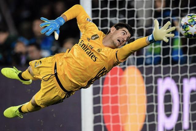 纳瓦斯神勇扑救,保住球队胜局 纳瓦斯神勇扑救,保住球队胜局