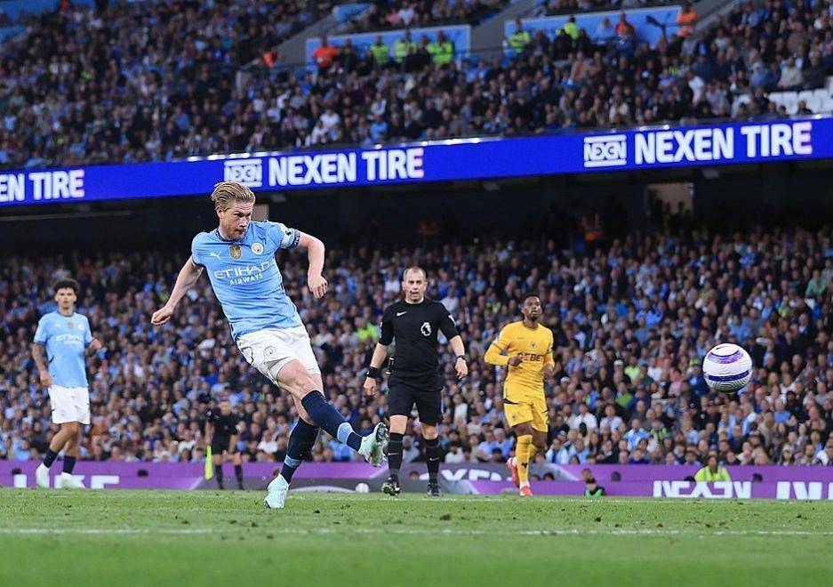 曼城豪取胜利，继续守住榜首位置