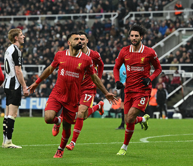 利物浦客场失利,联赛榜首位置岌岌可危的简单介绍 利物浦客场失利,联赛榜首位置岌岌可危的简单介绍