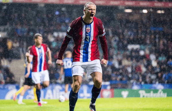 挪威足球队在困难中坚持拼搏成功晋级