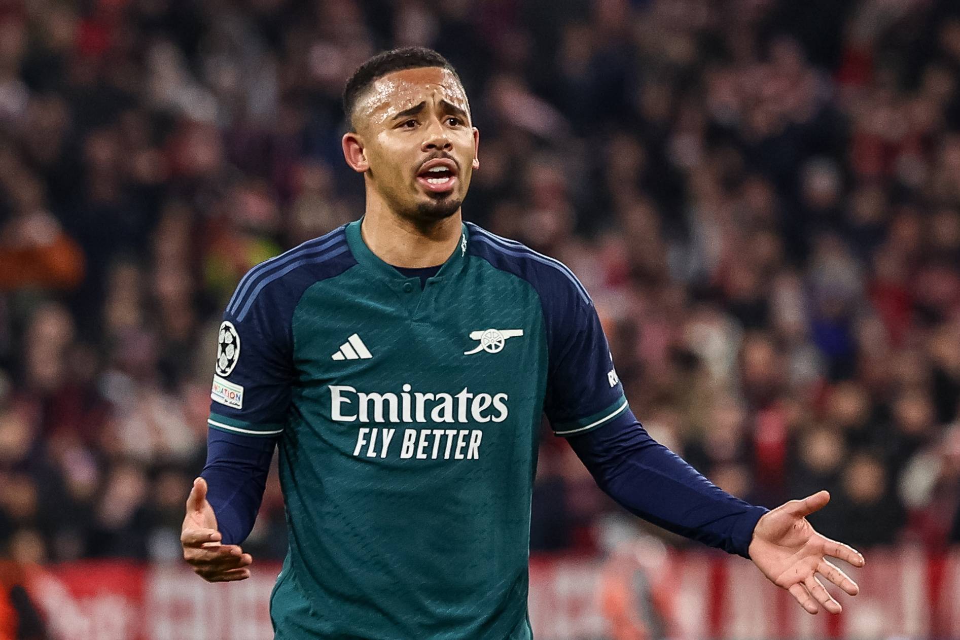 拜仁慕尼黑大获胜利，欧冠半决赛前景看好