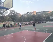 空切突破变向抢点得分精彩可期