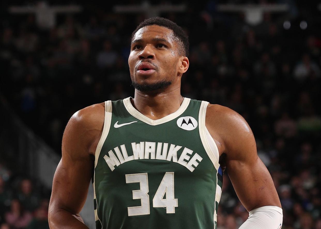 包含雄鹿力克老鹰，字母哥+近五年未见之状的词条