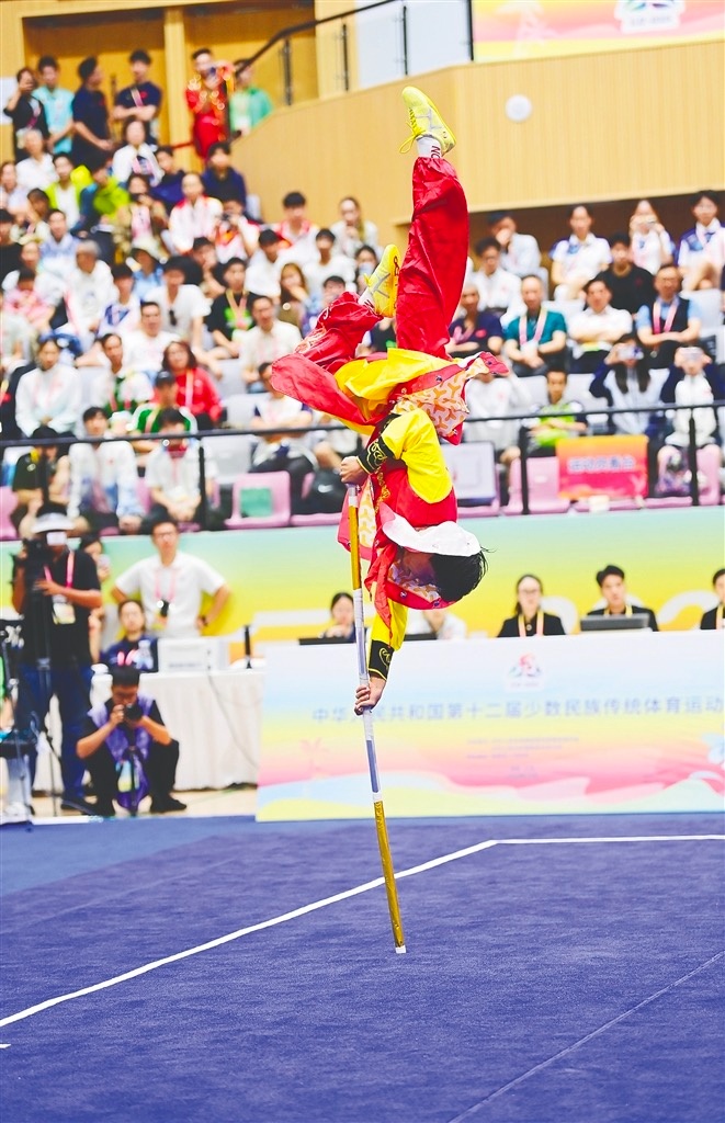 球员技艺高超，赛场上频现绝技的简单介绍