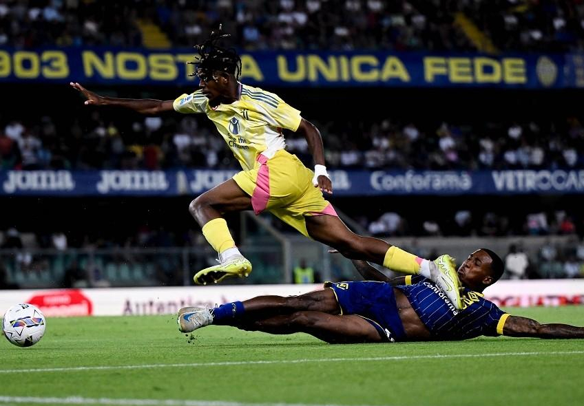 尤文图斯中场表现出色，封堵对手进攻的简单介绍