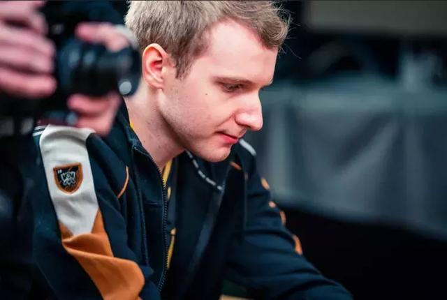 EDG血洗NS,Jankos操刀奇招英雄翻盘焦点之战全球总决赛,点燃全场激情的简单介绍 EDG血洗NS,Jankos操刀奇招英雄翻盘焦点之战全球总决赛,点燃全场激情的简单介绍