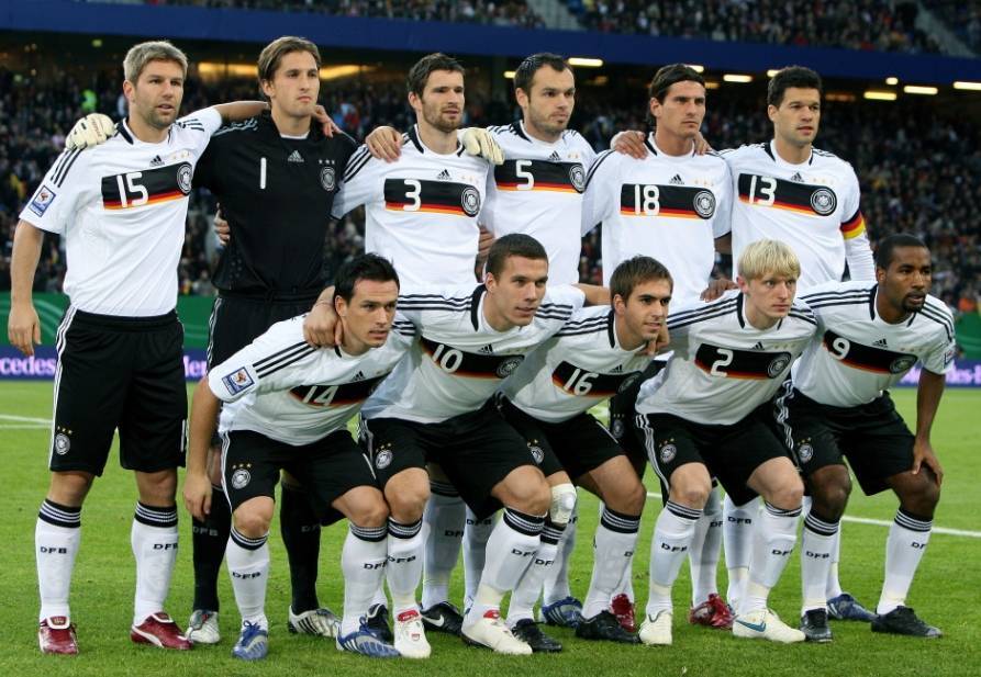 捷克队以小组第一身份晋级欧洲杯