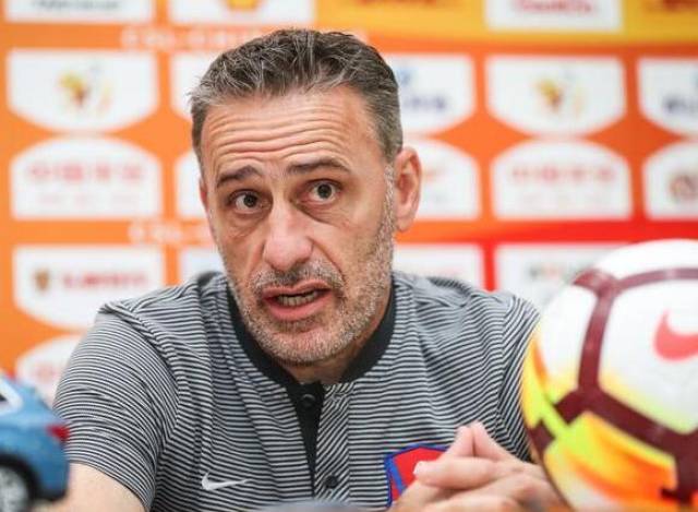 包含梅斯球员康复复出，助力球队保级大业的词条