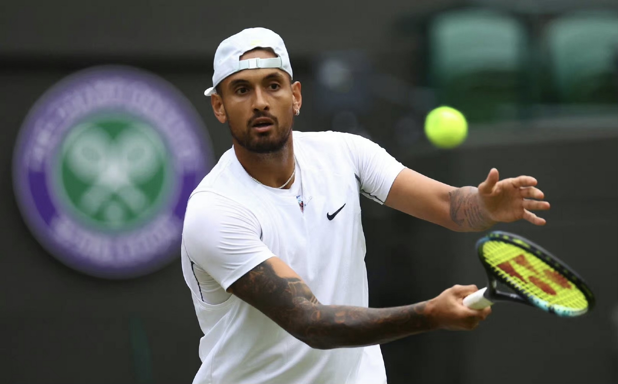 世界网球队力克西班牙网球队，克耶高斯惊艳世界的简单介绍